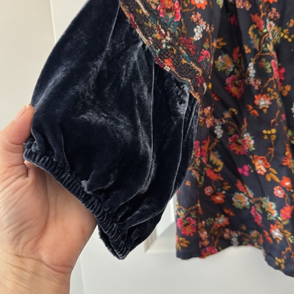 Johnny was workshop Top - Picture 2 of 5